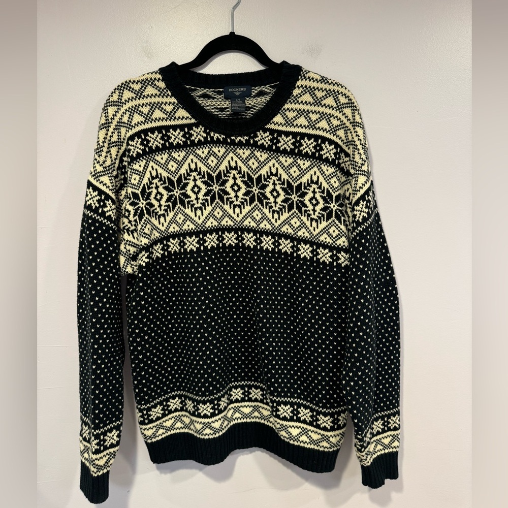 Dockers fair isle black and white heavy knit‎ sweater